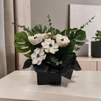Noir & Blanc Candle Bouquet